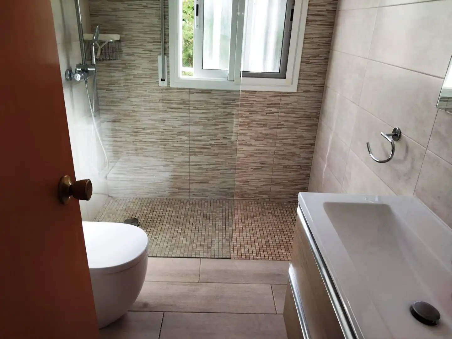 Baño de Planta baja en venta en Cambrils con Aire acondicionado, Jardín privado y Parquet