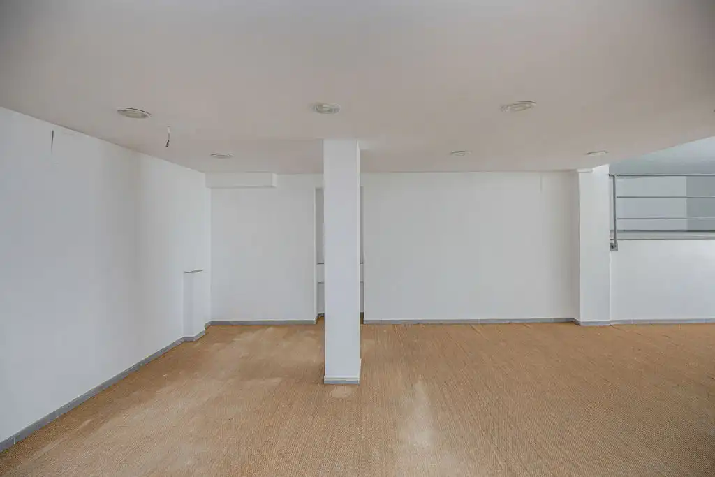 Business premises to rent in AV./ de la Pau, imagen 4