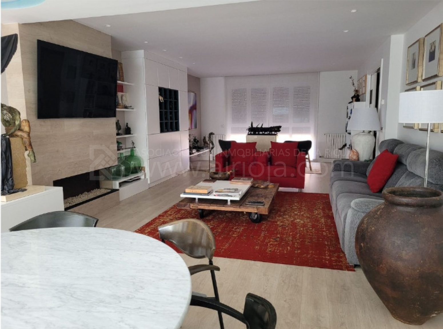 Living room of Single-family semi-detached for sale in  Logroño  with Heating, Private garden and Parquet flooring