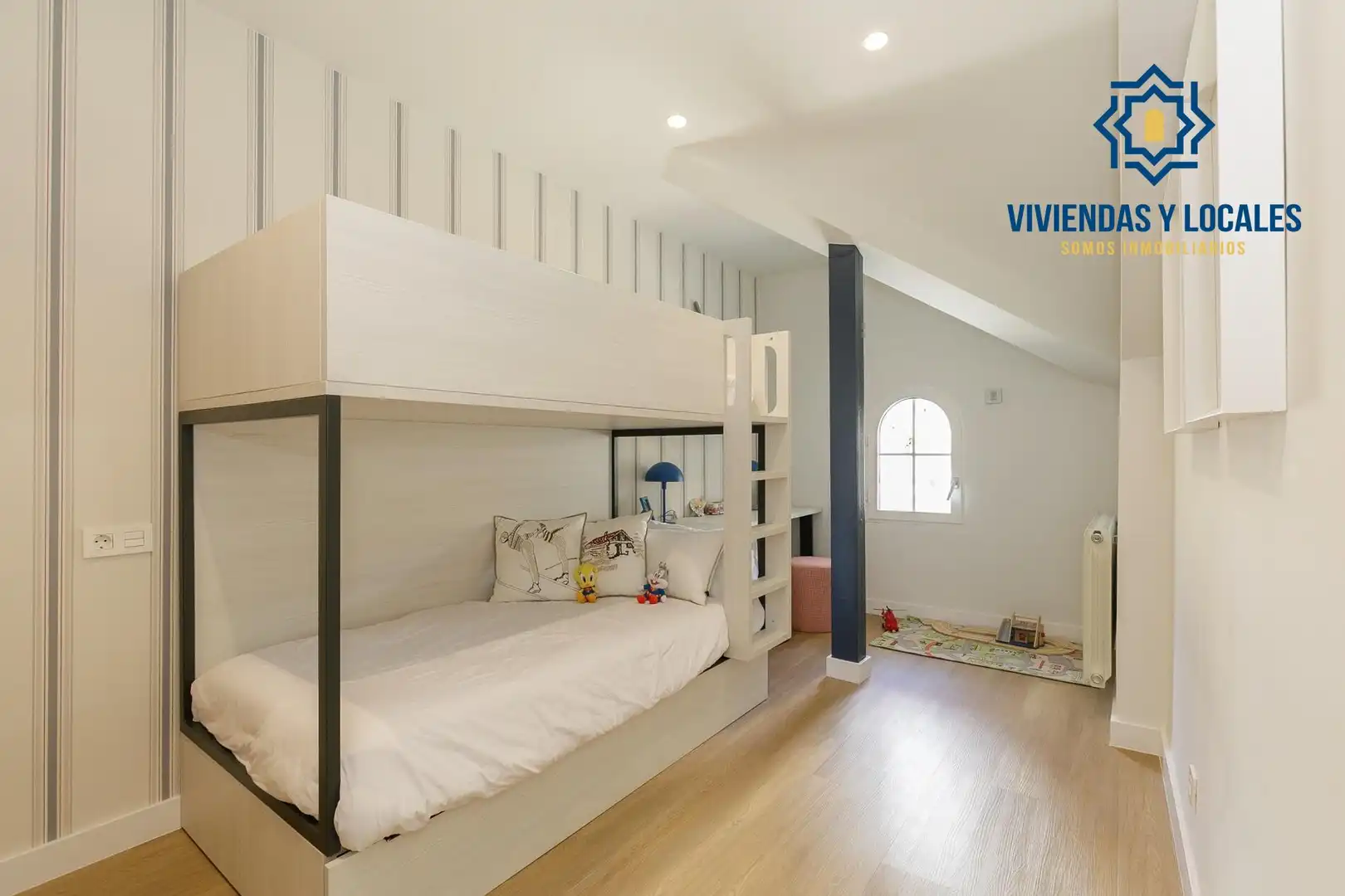 Habitación de Casa o chalet en venta en Sierra Nevada con Calefacción, Terraza y Trastero