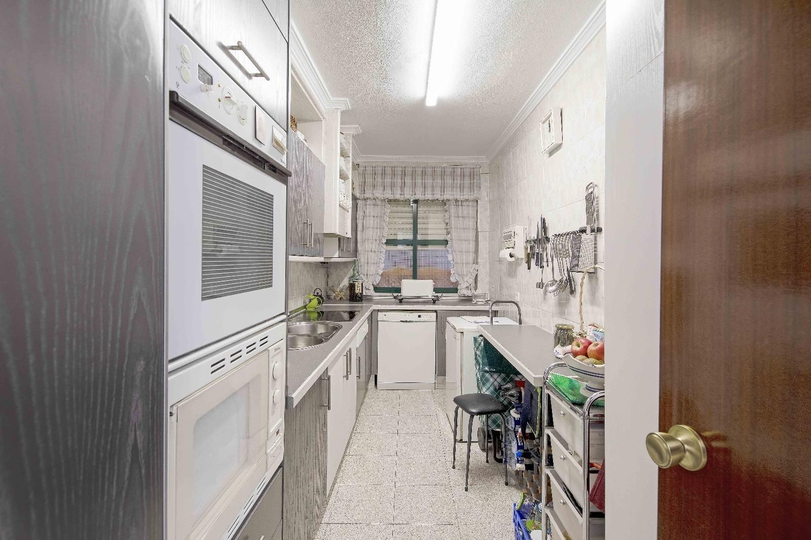 Kitchen of House or chalet for sale in  Sevilla Capital  with Balcony