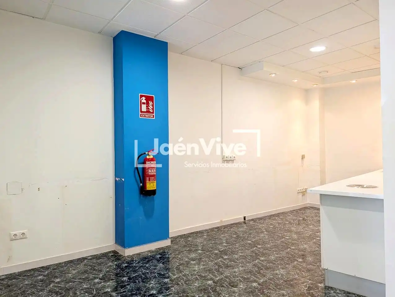 Local de lloguer en Jaén amb Aire condicionat