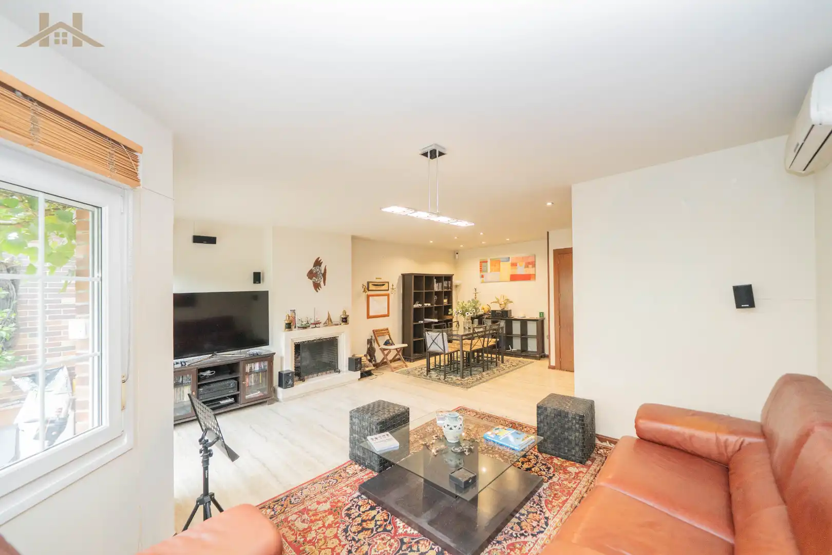 Sala d'estar de Casa adosada en venda en Villanueva del Pardillo amb Aire condicionat, Calefacció i Parquet