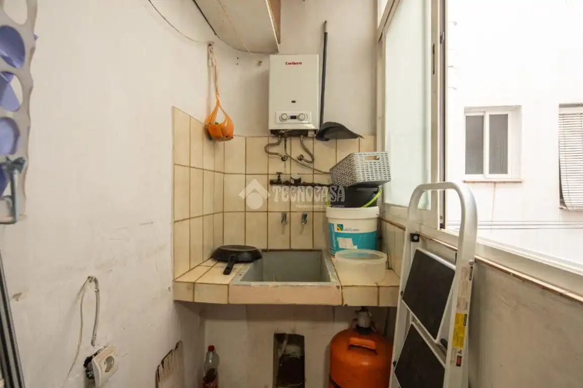Kitchen of Flat for sale in Granada  with Balcony