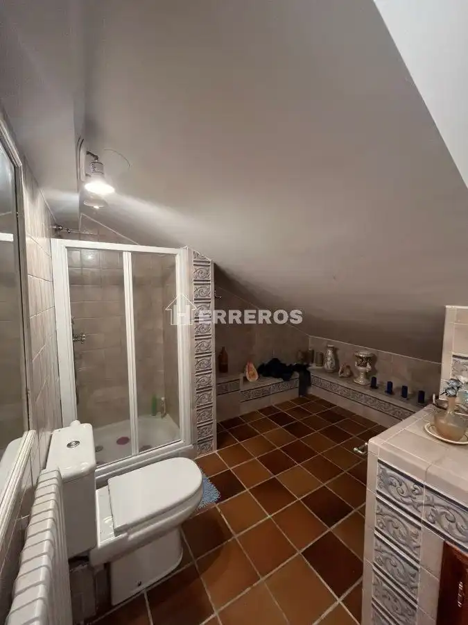 Bathroom of Duplexes for sale in El Rasillo de Cameros  with Heating