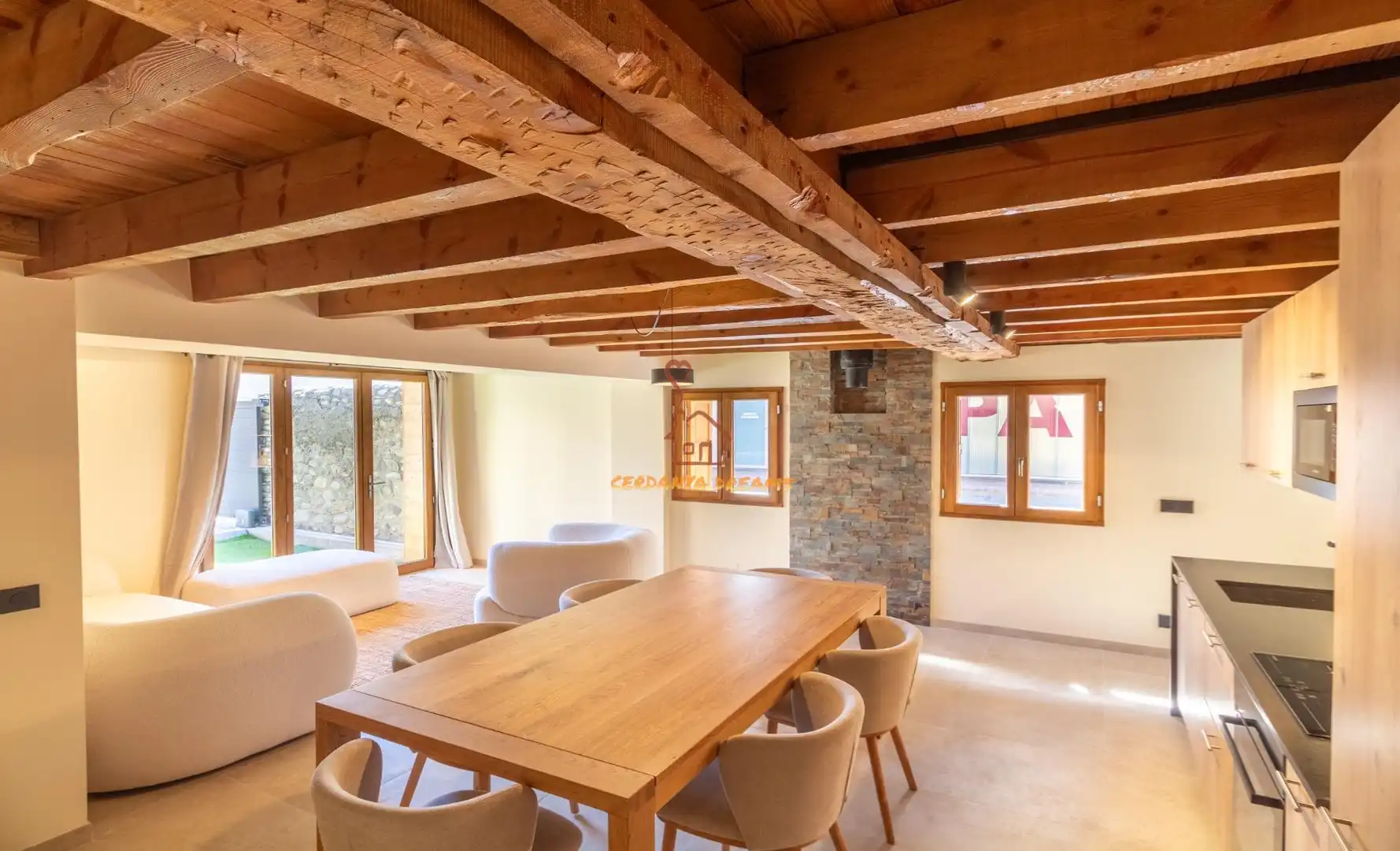 Casa amb terrassa en venda a Bourg - Madame, imagen 9