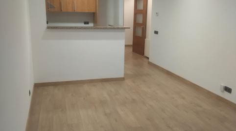 Foto 3 de Pis de lloguer a Carrer de Fivaller, 28, Llagostera, Girona