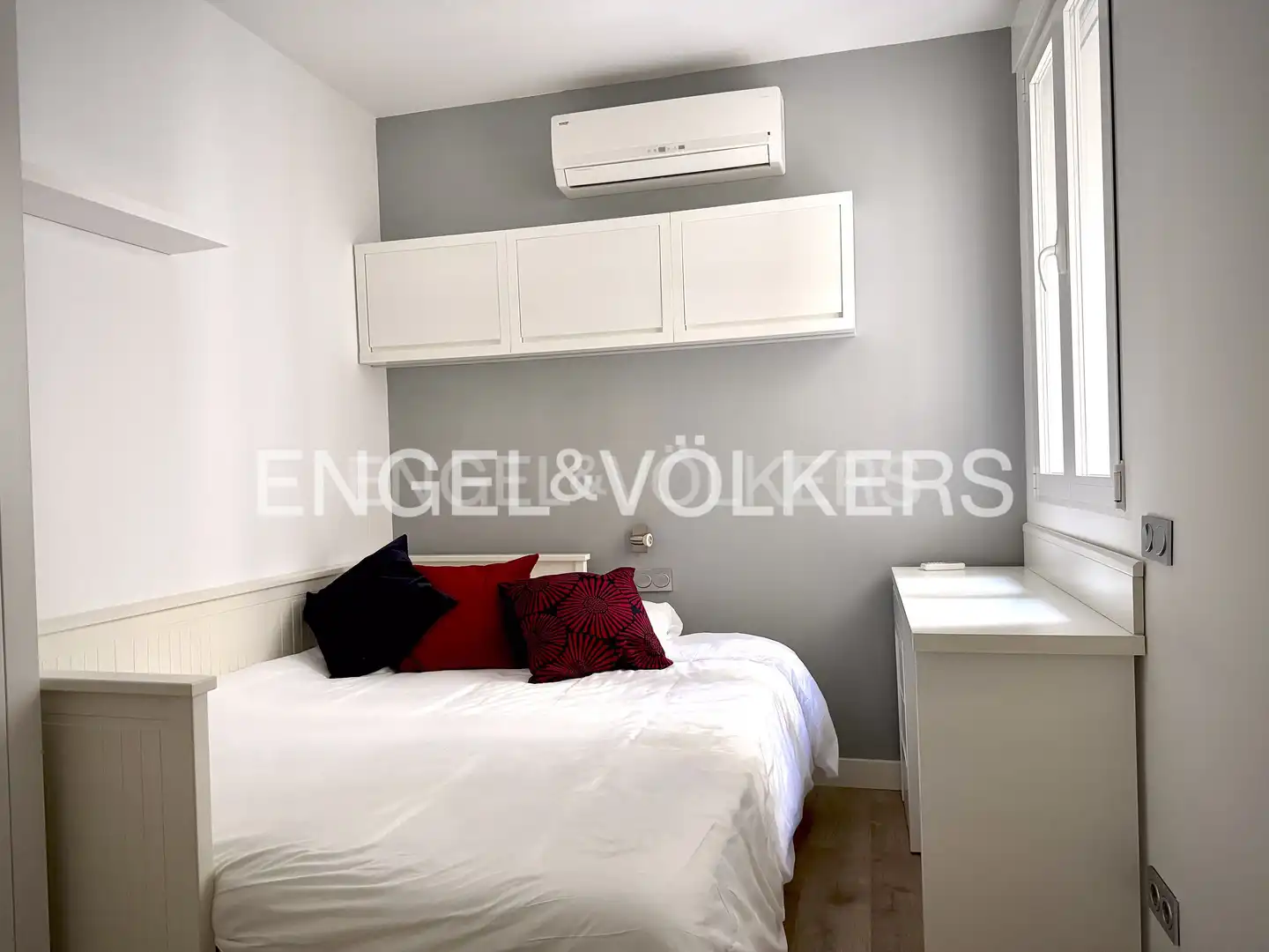 Habitación de Piso de alquiler en Madrid con Aire acondicionado, Calefacción y Amueblado