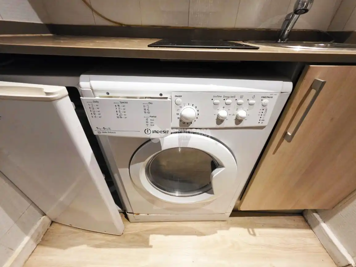 Küche von Wohnung zum Verkauf in Barcelona mit Parkett
