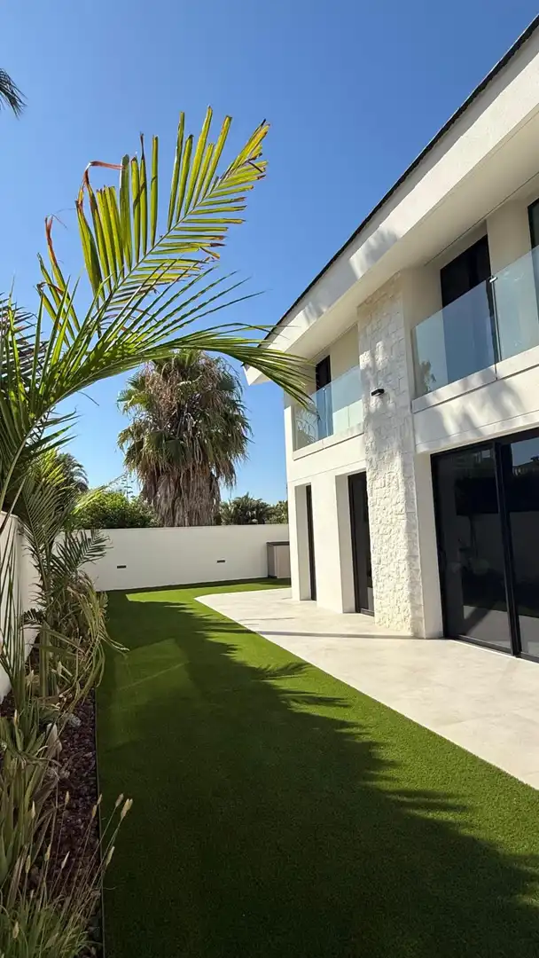 Villa mit Pool zum Verkauf in Veneziola