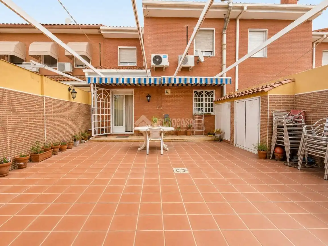 Casa bifamiliare con giardino in vendita a San Martín de la Vega, imagen 2