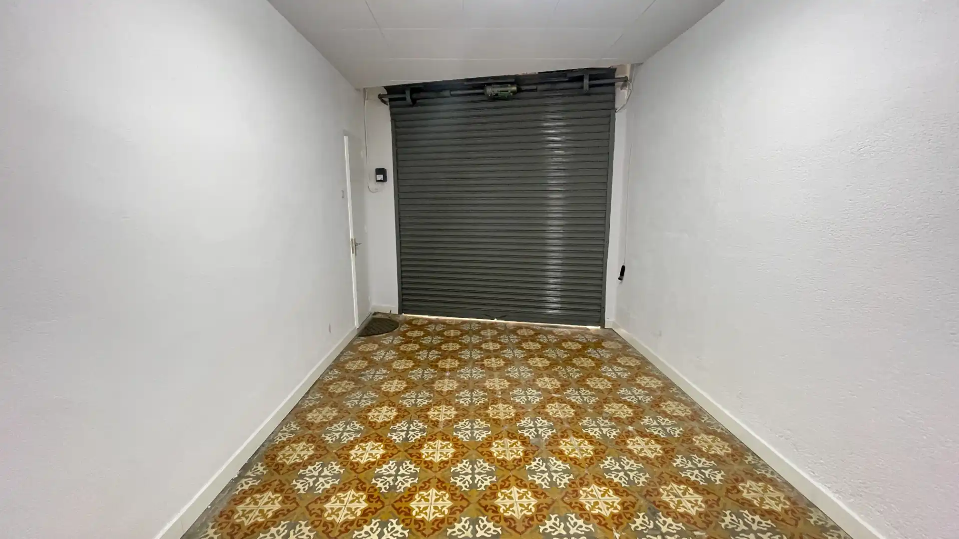 Einfamilien-Reihenhaus zum Verkauf in Terrassa mit Heizung und Terrasse