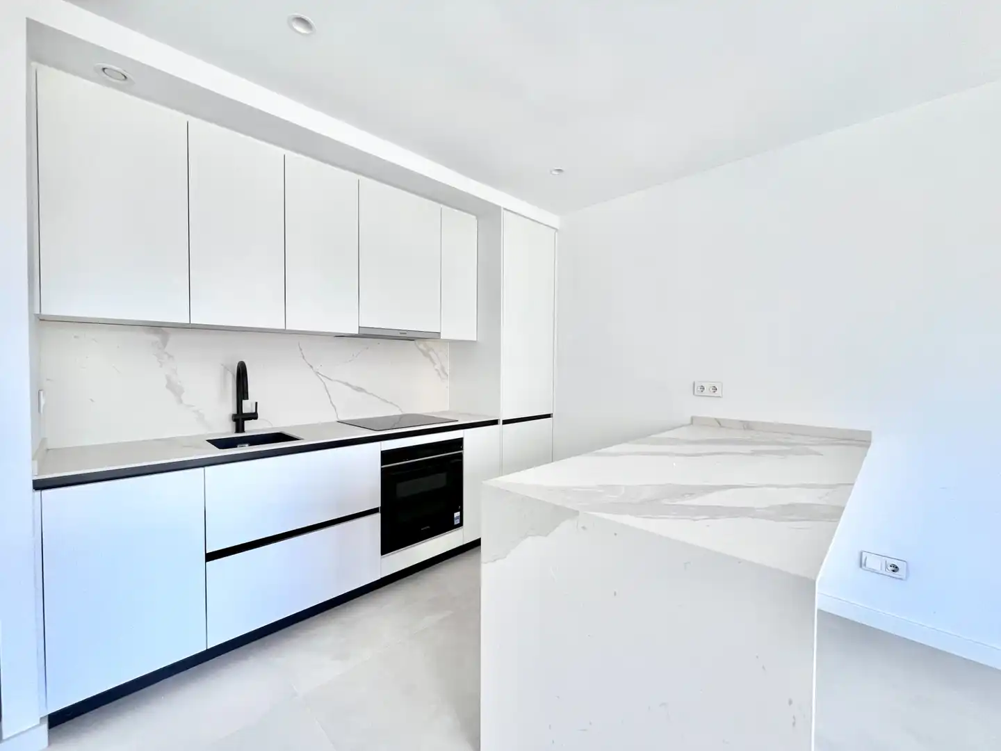 Kitchen of Flat for rent in Barcelona  with Air Conditioner, Heating and Parquet flooring