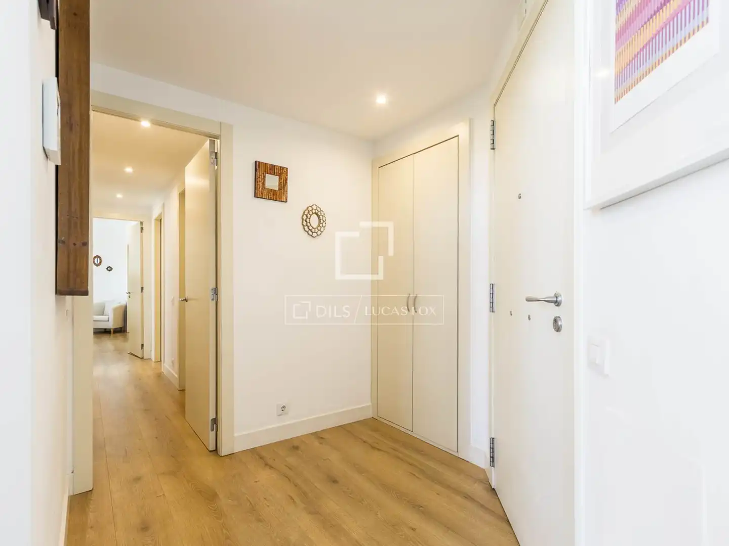 Flat for sale in Barcelona  with Air Conditioner, Private garden and Terrace