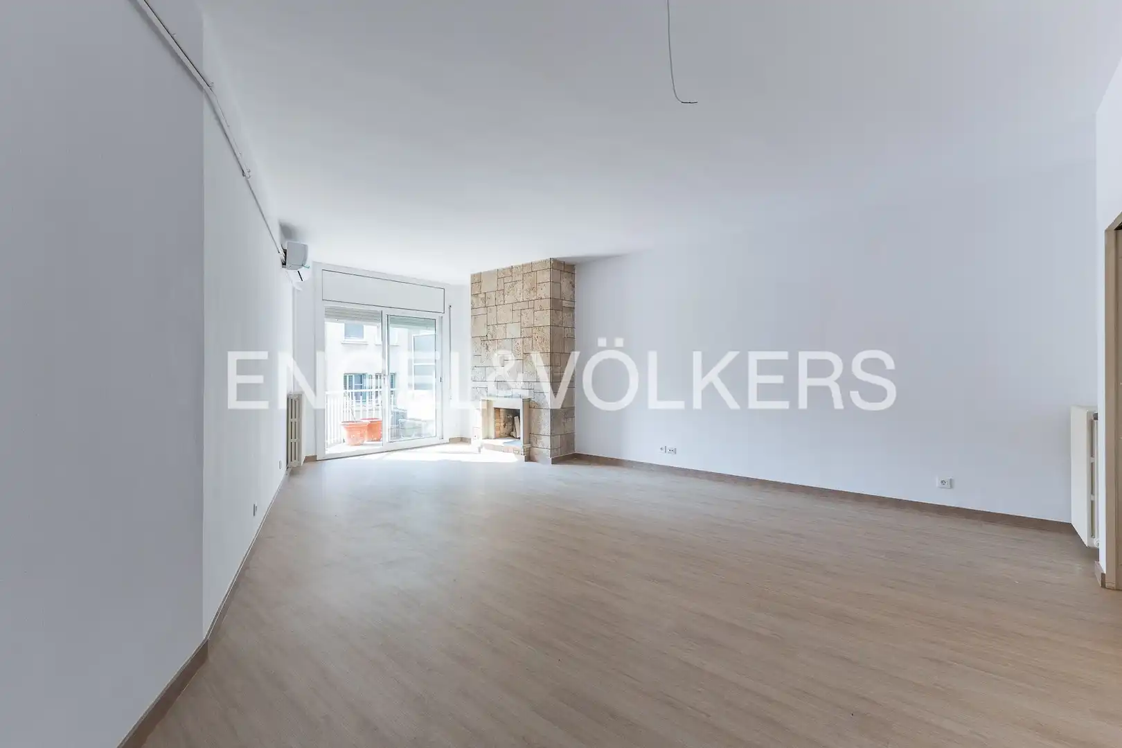 Sala de estar de Piso de alquiler en Barcelona con Aire acondicionado, Calefacción y Parquet