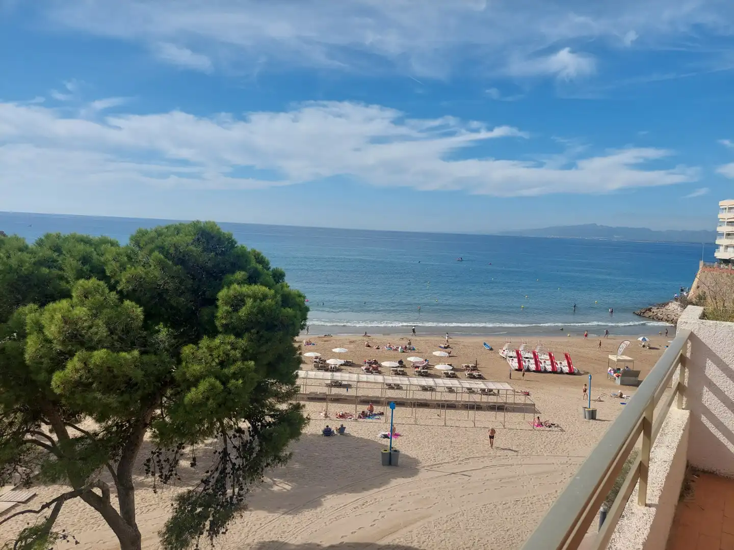 Vista exterior de Apartamento en venta en Salou con Terraza, Amueblado y Piscina comunitaria