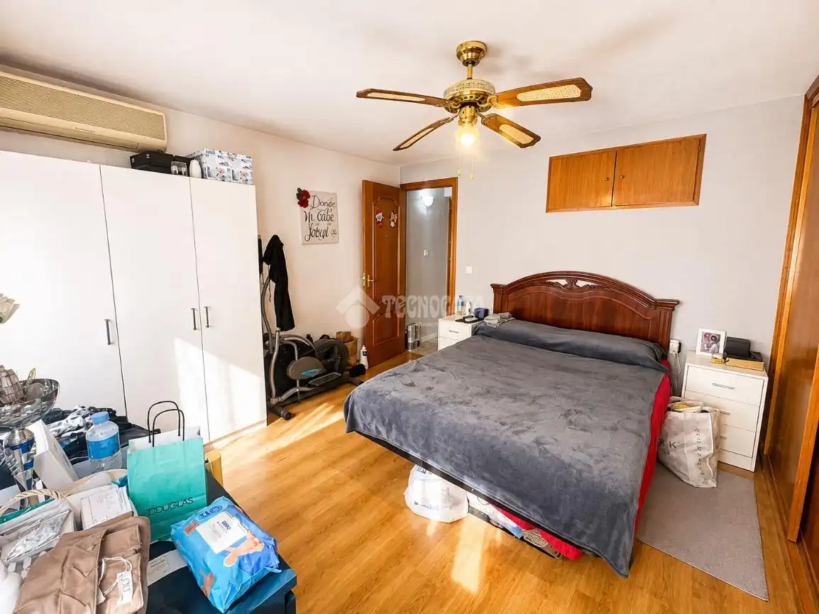 Habitación de Casa adosada en venta en Arganda del Rey con Calefacción y Terraza