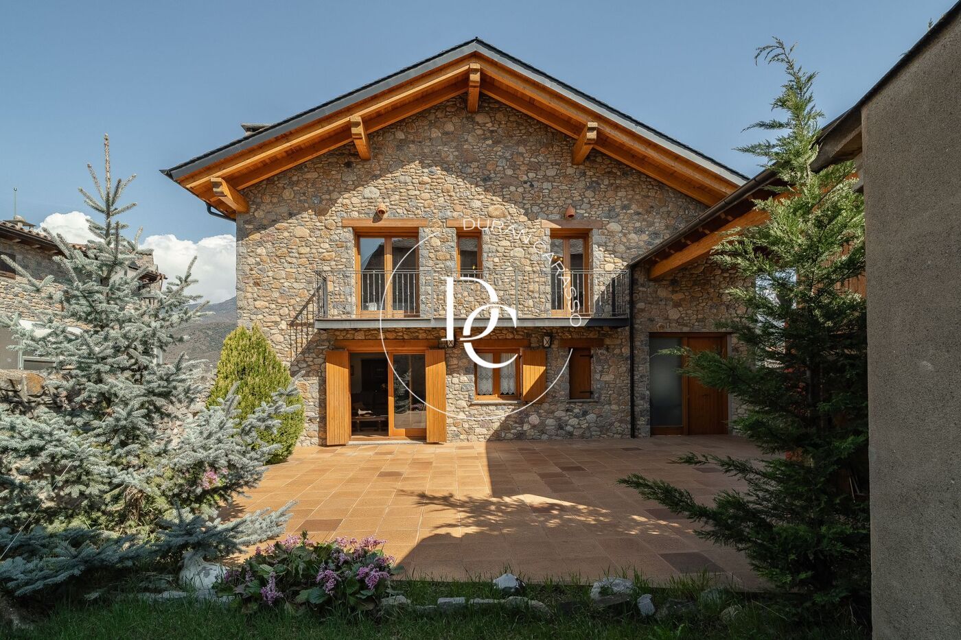 Exterior view of House or chalet for sale in Bellver de Cerdanya  with Heating, Terrace and Storage room