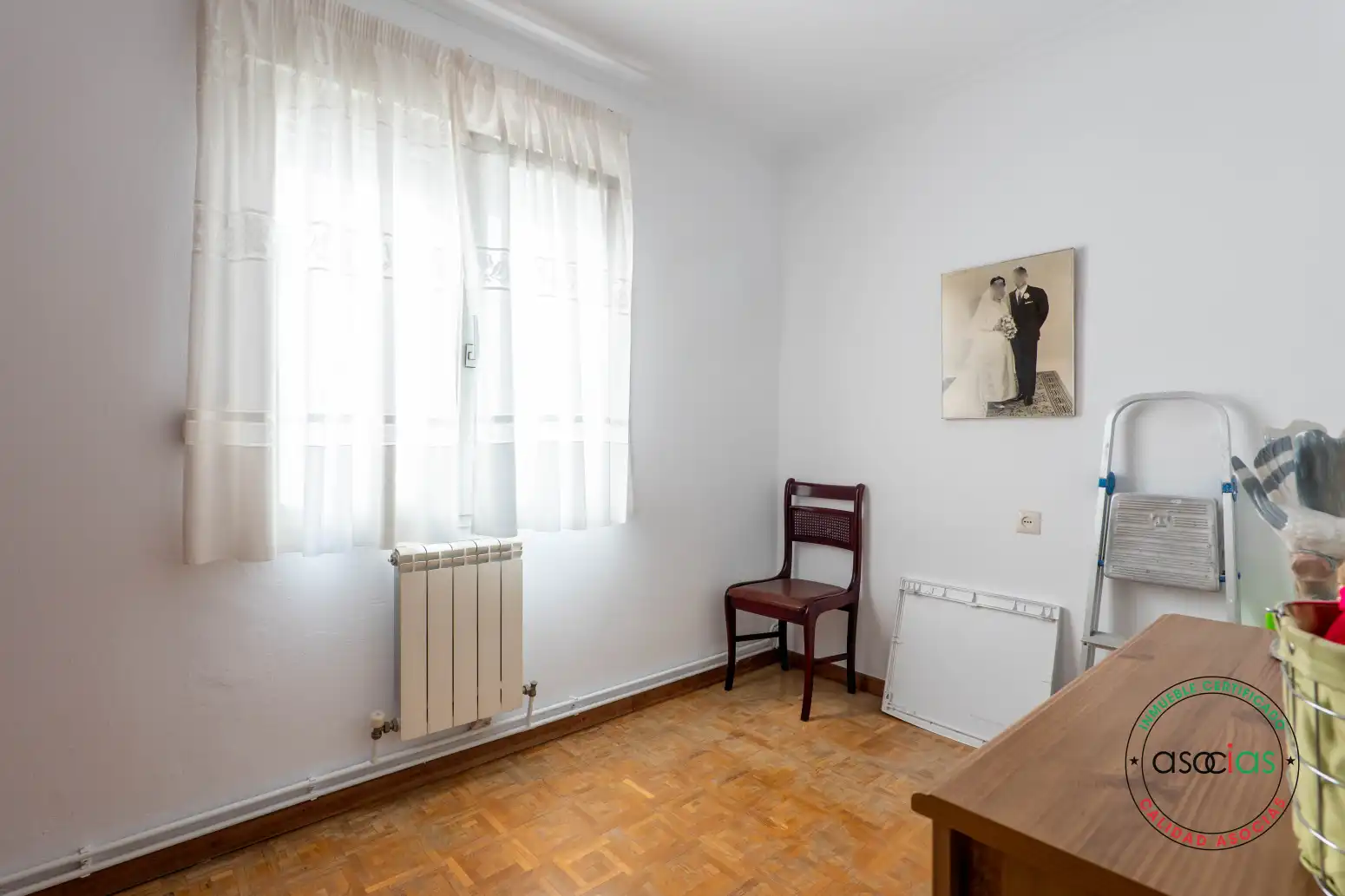 Habitación de Piso en venta en Gijón  con Calefacción y Parquet