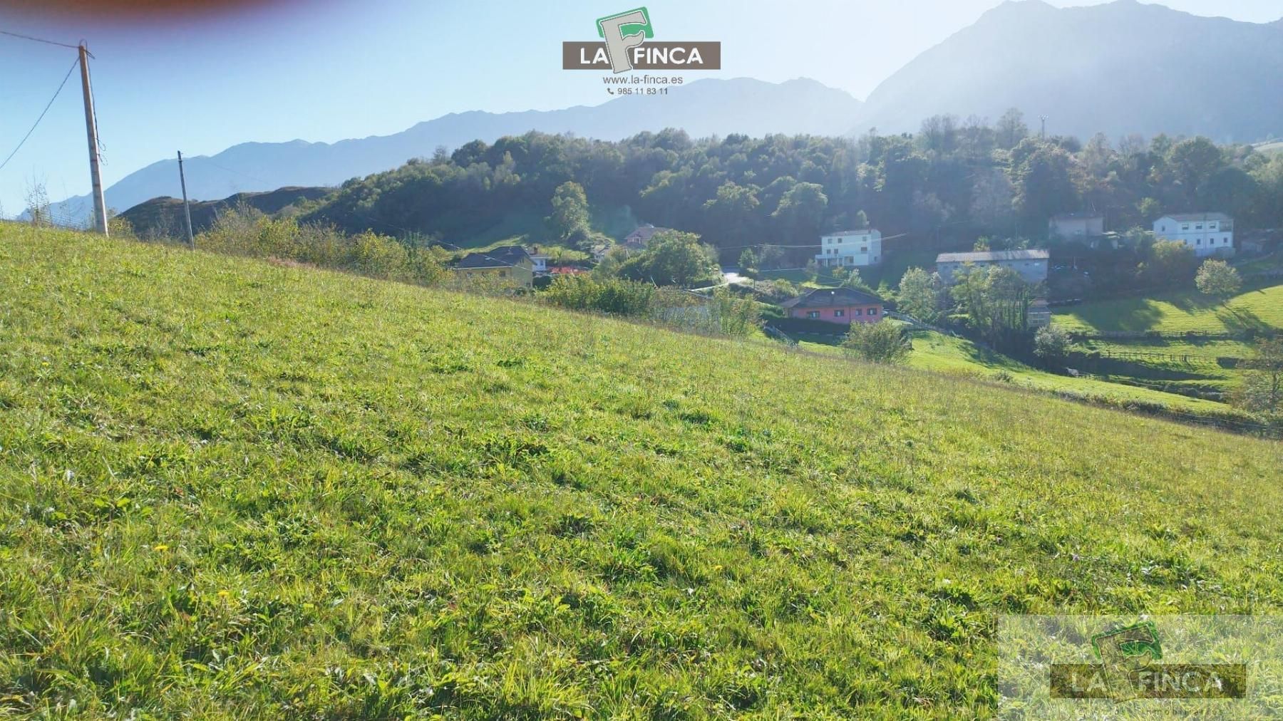 Residencial en venda en Morcín