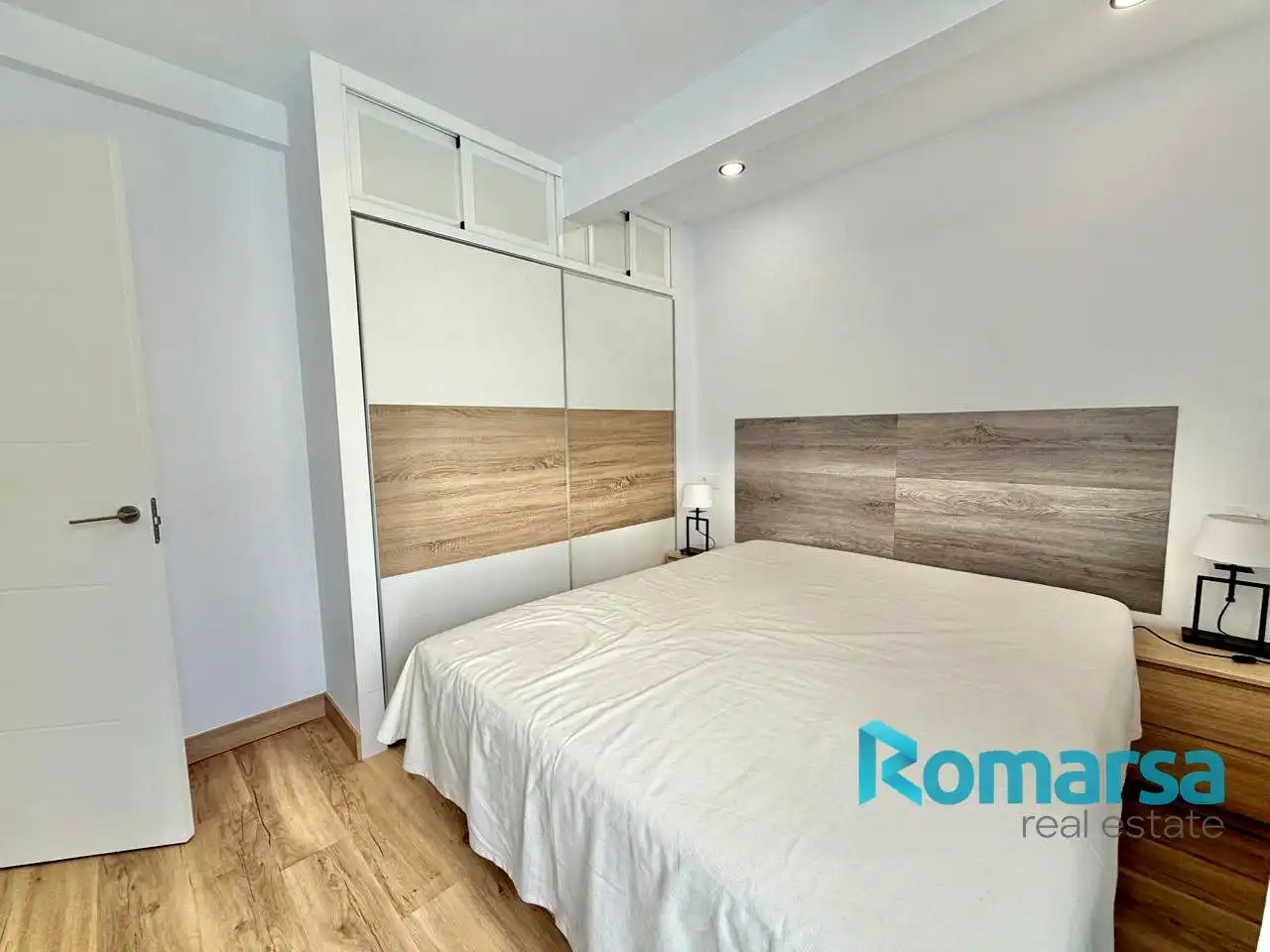 Bedroom of Flat for sale in Ávila  with Heating, Terrace and Furnished