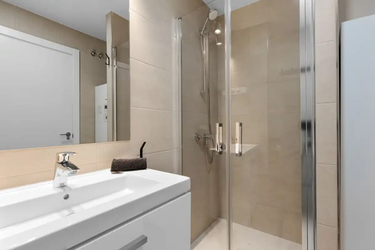 Bany de Apartament en venda en Málaga amb Aire condicionat, Calefacció i Moblat