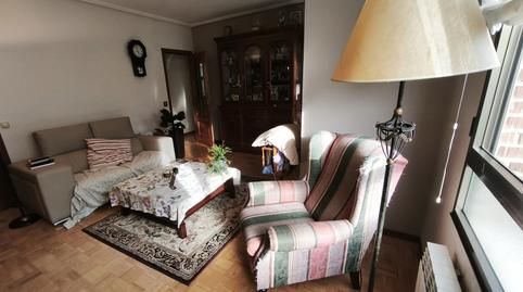 Photo 2 of Flat for sale in Calle Pintor Salvador de Azpiazu, San Martín, Araba - Álava