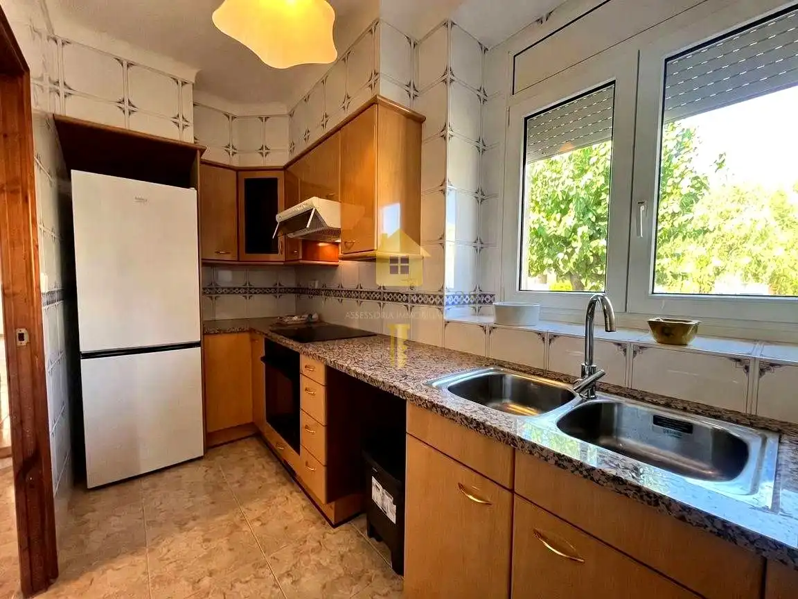 Wohnung zur Miete in calle Nou, Palau-saverdera