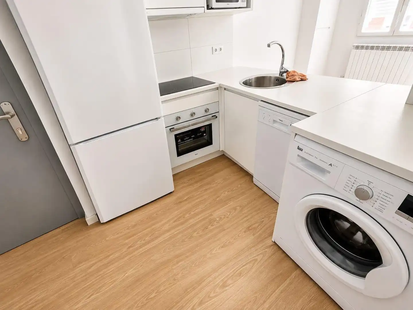 Wohnung zur Miete in VIRIATO, La Bozada – Parque Delicias