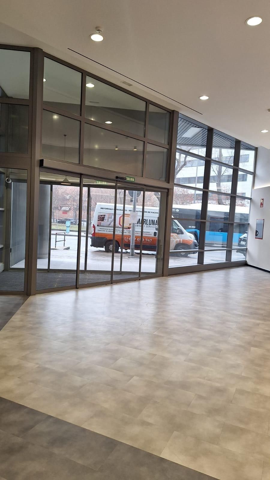 Gebaude zur Miete in  Madrid Capital