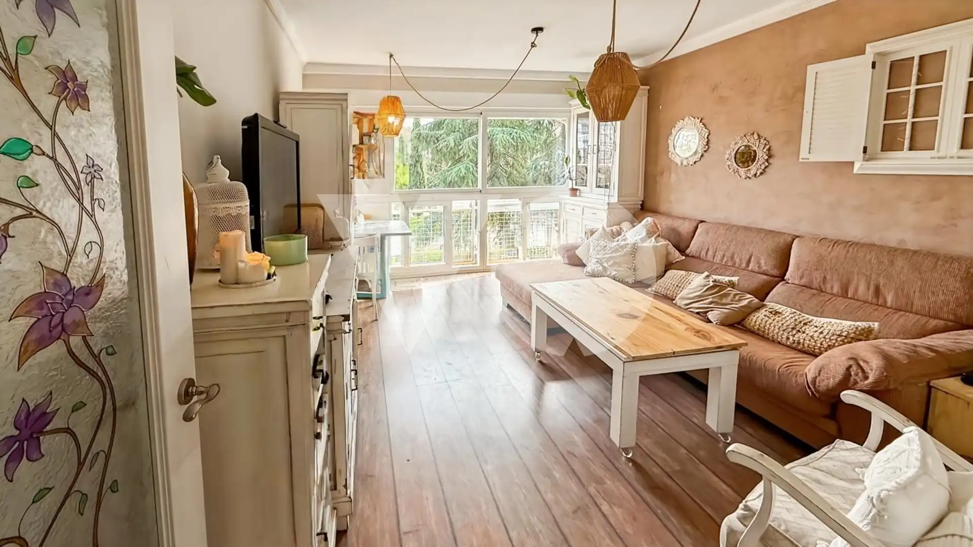 Living room of Flat for sale in  Madrid Capital  with Air Conditioner, Heating and Private garden