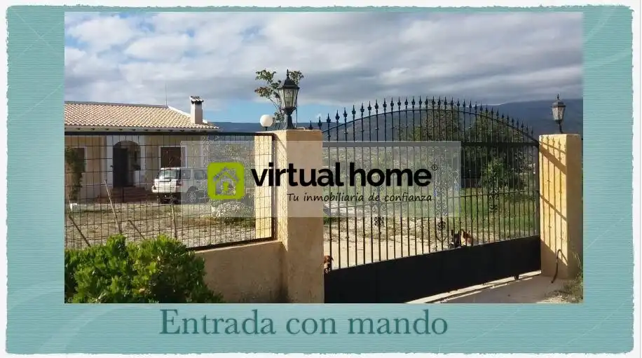 Detached house with garden for sale in Relleu, imagen 2