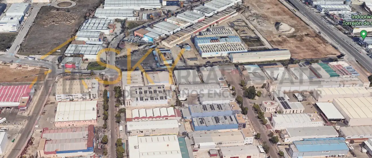 Nave industrielle avec ascenseur à vendre à Polígono de las Monjas, imagen 4