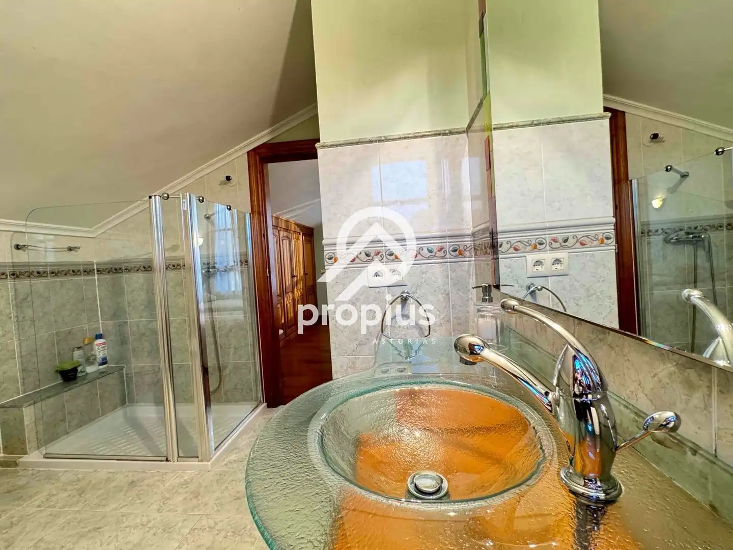 Bathroom of Houses for sale in Ribadedeva  with Heating, Private garden and Terrace