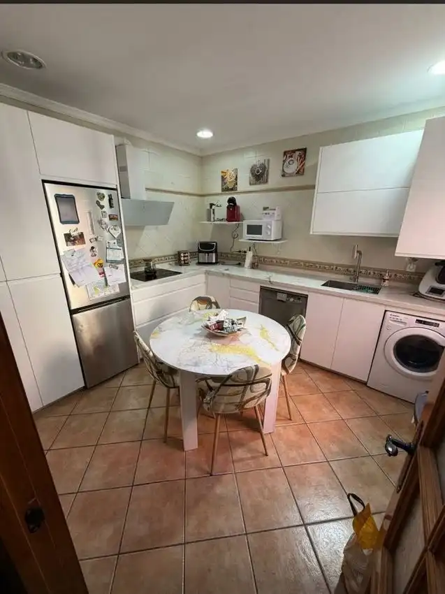 Cocina de Piso en venta en La Línea de la Concepción con Aire acondicionado