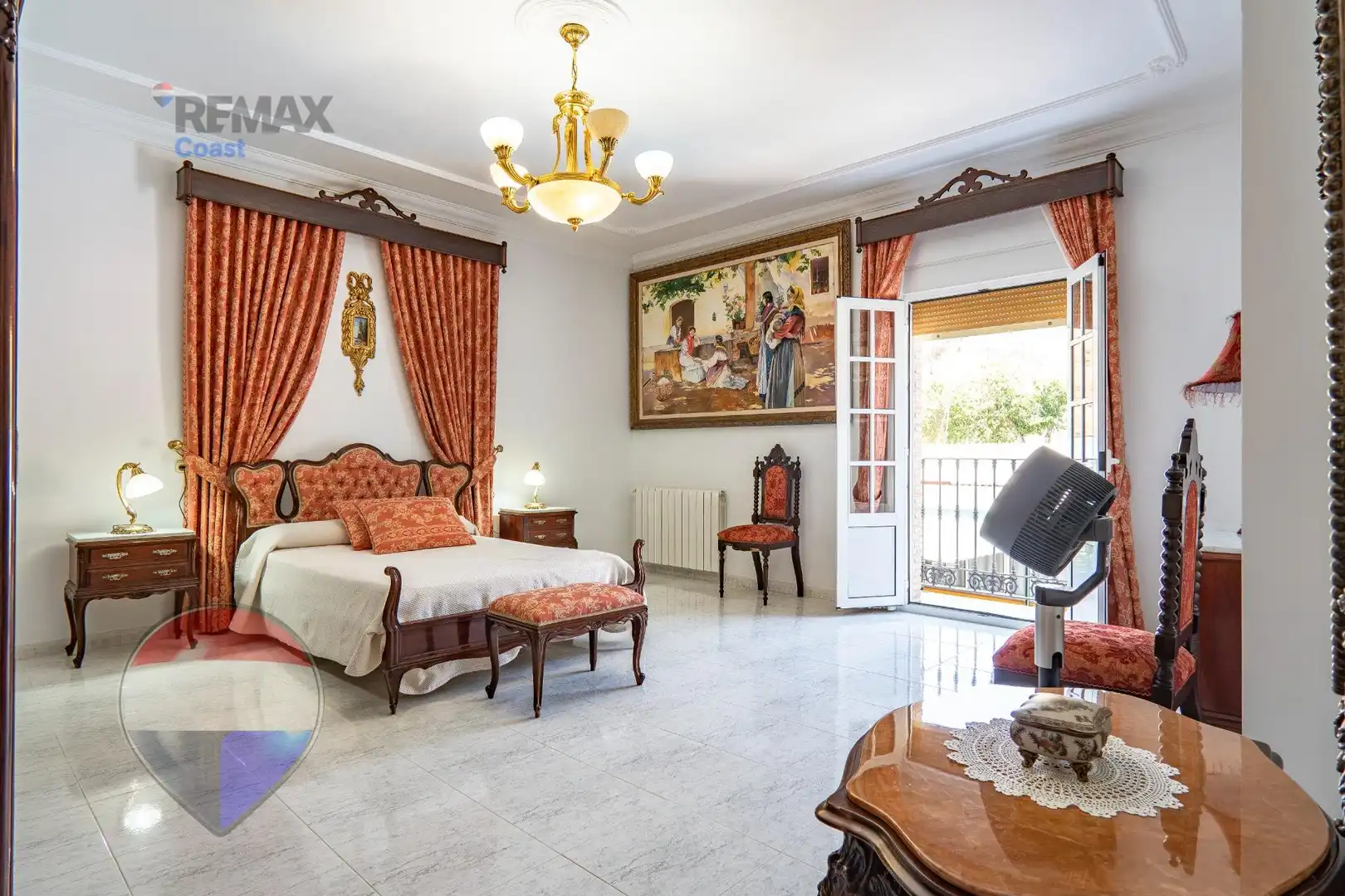 Bedroom of Houses for sale in Cuevas Bajas  with Heating, Private garden and Swimming Pool