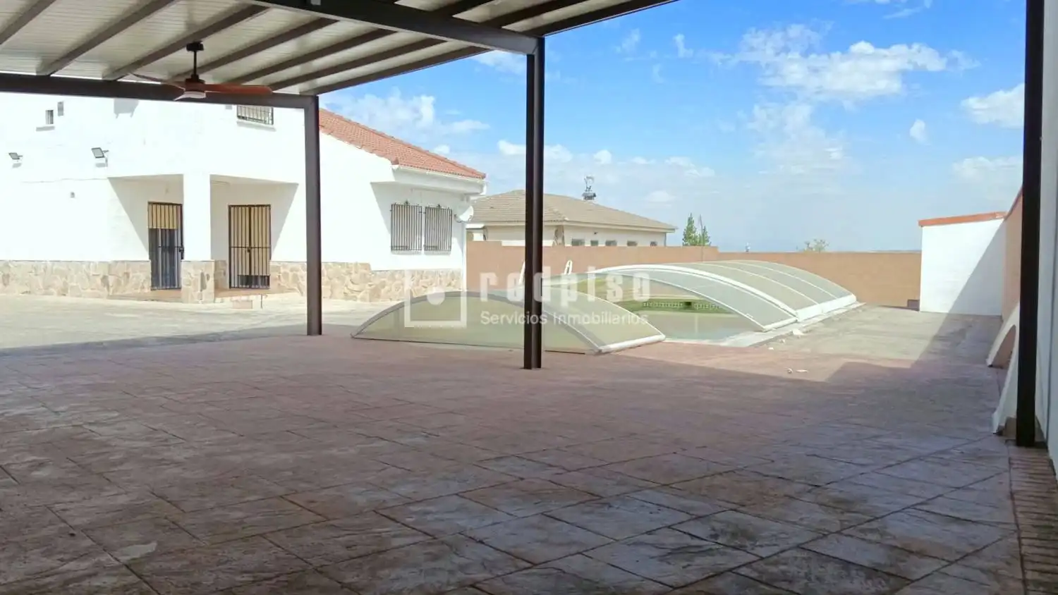 House with pool for sale in El Viso de San Juan