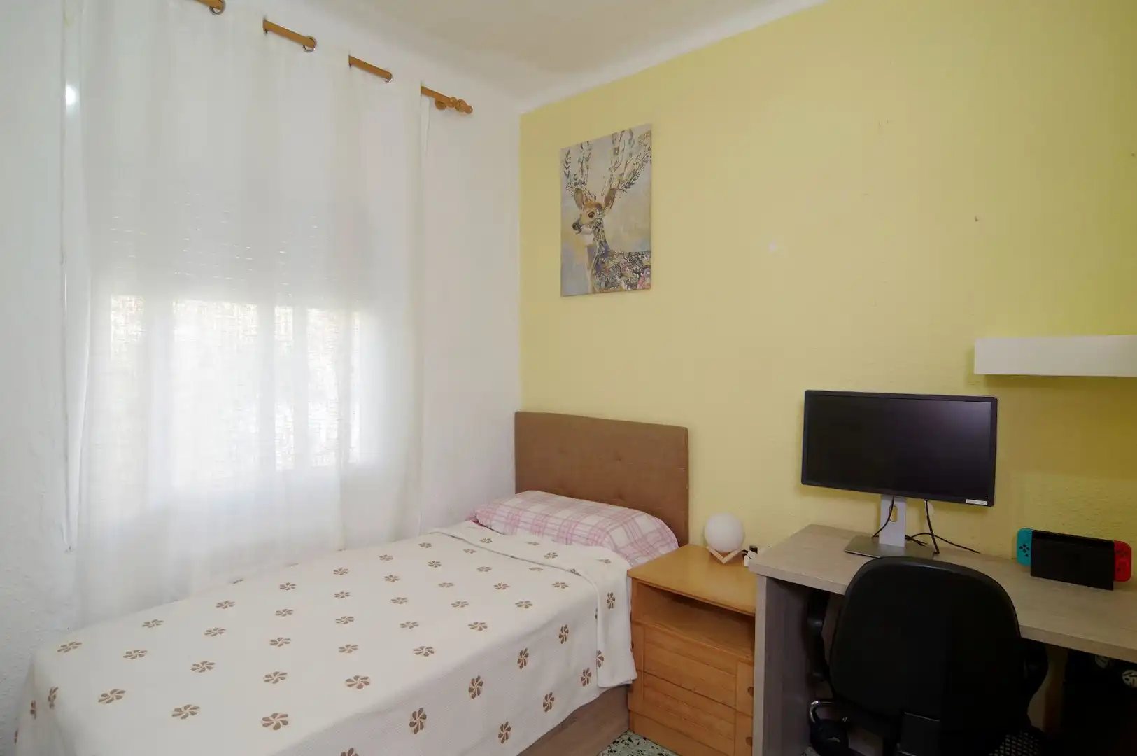 Dormitori de Casa o xalet en venda en Sant Vicenç Dels Horts amb Aire condicionat, Calefacció i Jardí privat