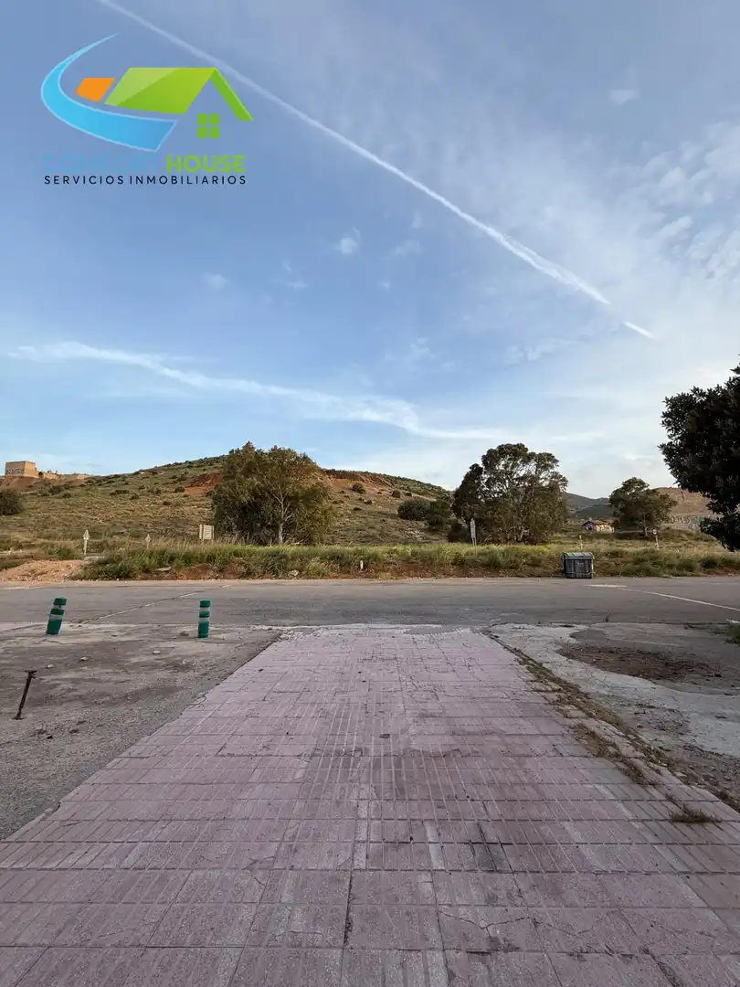 Fabrikhallen zur Miete in Cartagena