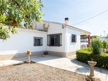 Casa con balcone in affitto a Plaça Poligono N-62.R