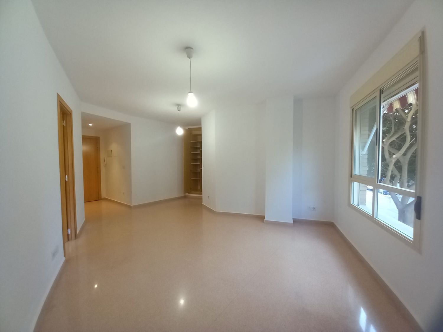 Flat to rent in Ramón Campoamor, Centro