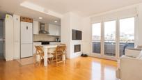 Exterior view of Flat for sale in  Barcelona Capital  with Air Conditioner, Heating and Terrace