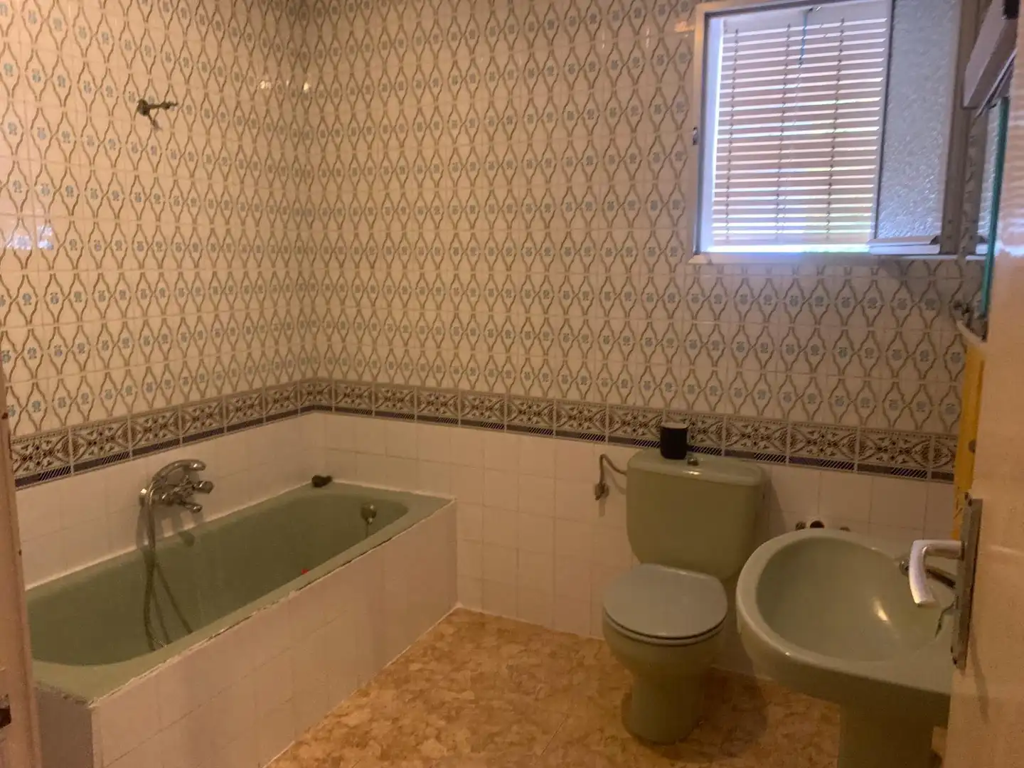 Bany de Casa o xalet en venda en Murcia amb Jardí privat, Terrassa i Traster