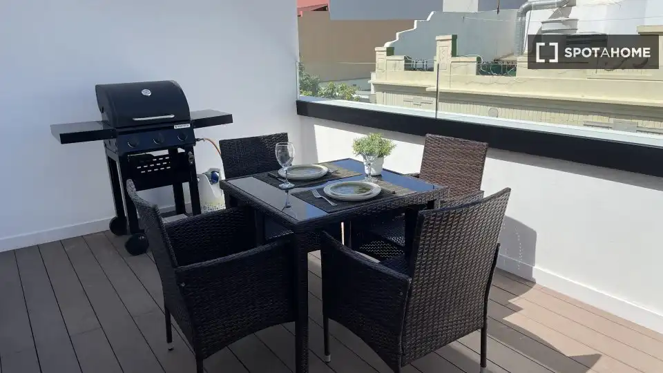 Terrassa de Apartament per a compartir en Las Palmas de Gran Canaria amb Aire condicionat, Terrassa i Moblat