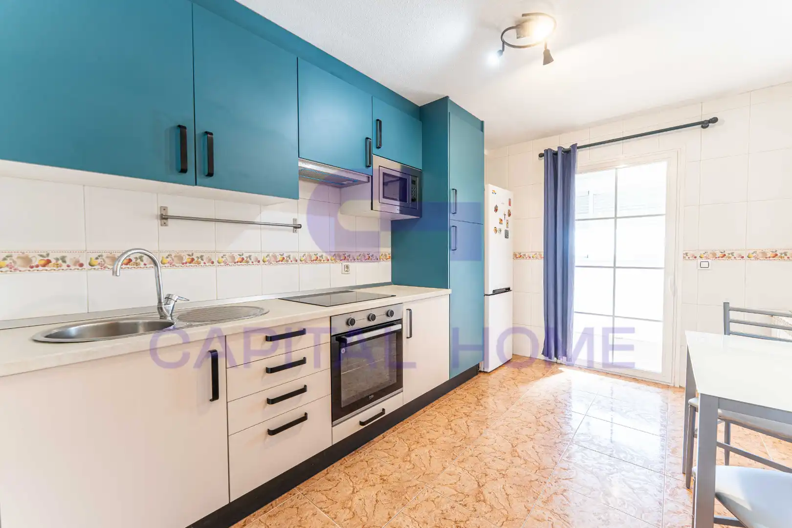 Duplex with terrace for sale in Calle de Cantabria