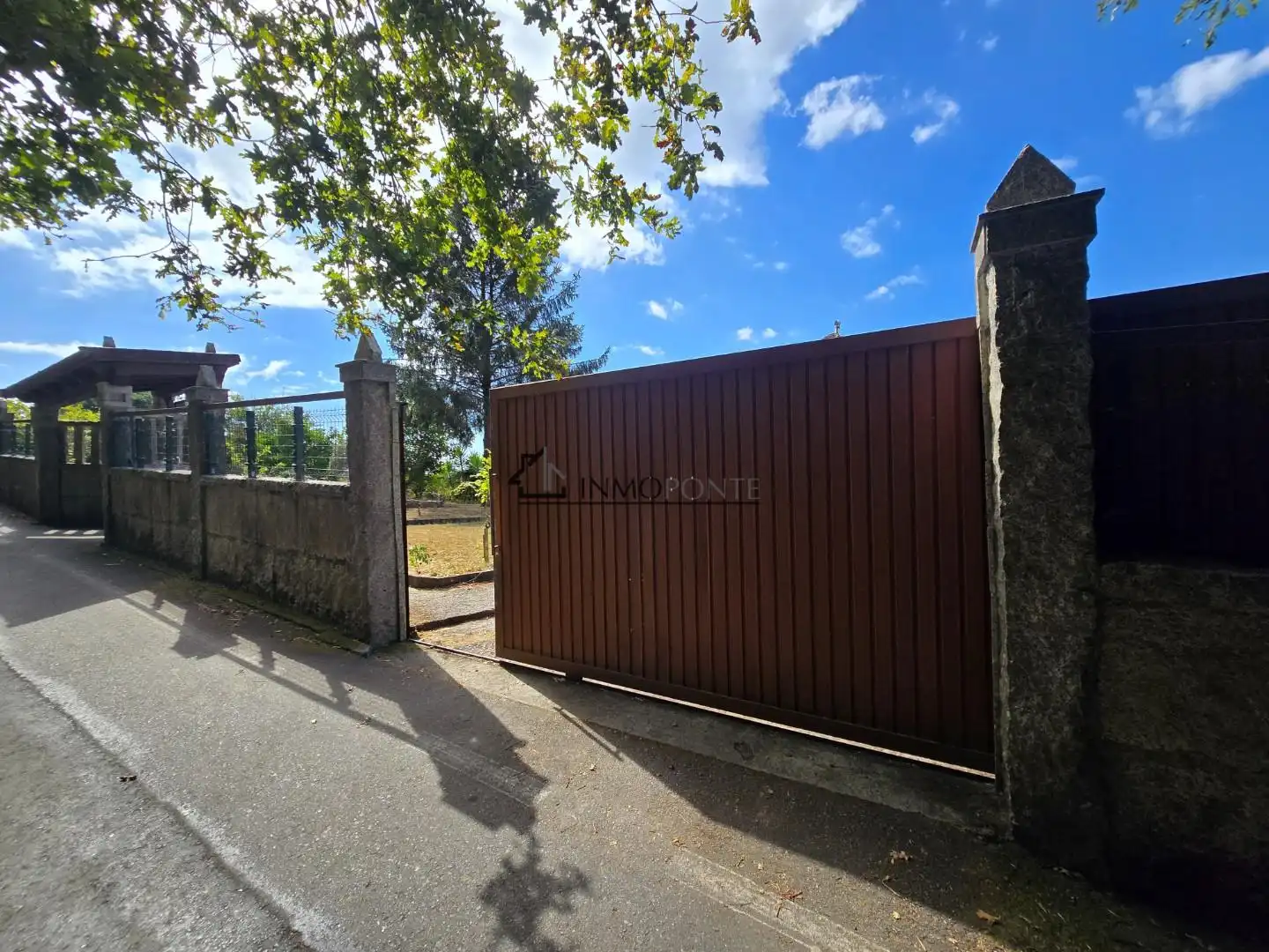 Casa o xalet en venda en Pontevedra Capital  amb Jardí privat