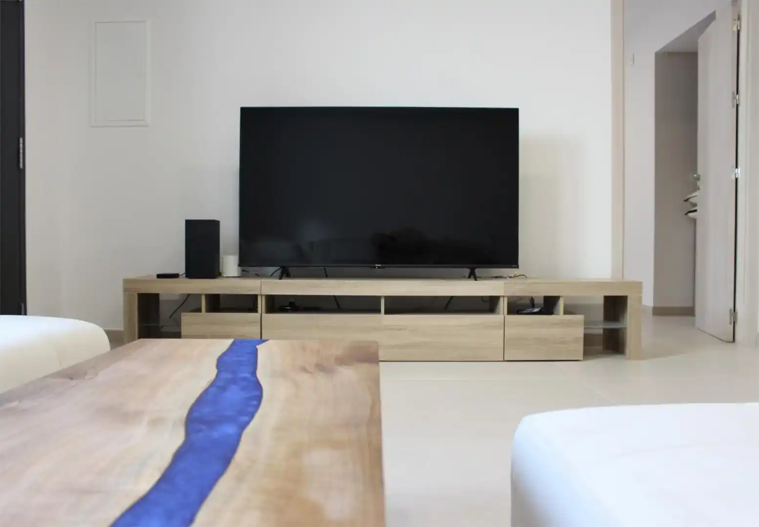 Sala d'estar de Casa o xalet de lloguer en Benalup-Casas Viejas amb Aire condicionat i Piscina