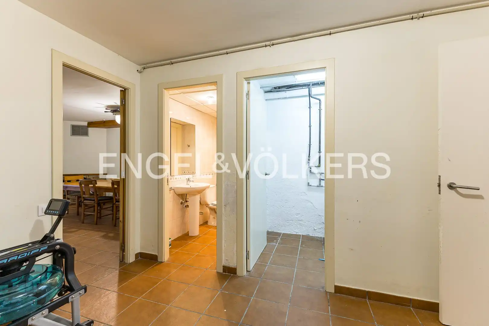 Country homes for sale in Vilanova i la Geltrú  with Air Conditioner, Heating and Private garden