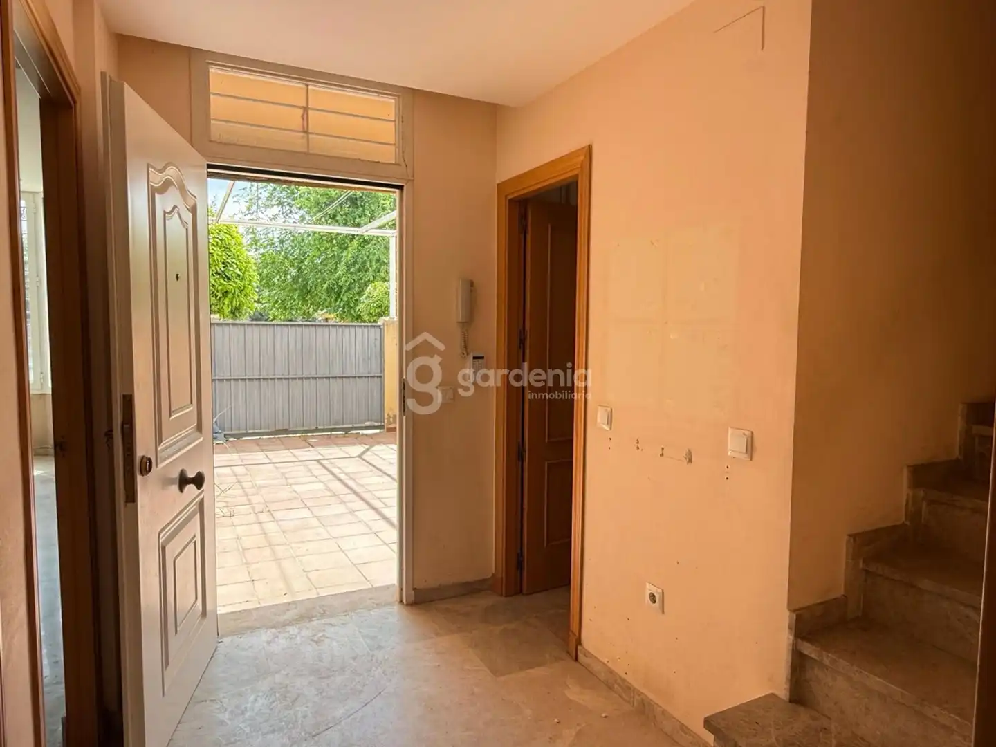 Casa adosada en venta en Castilleja de la Cuesta con Aire acondicionado y Terraza