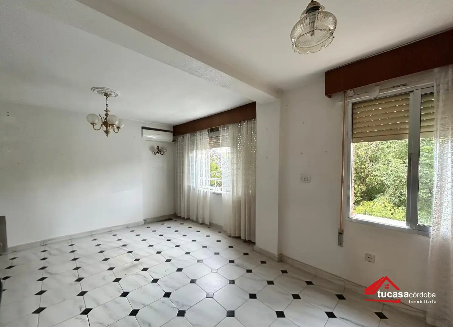 Esszimmer von Wohnung zum Verkauf in Córdoba mit Klimaanlage, Abstellraum und Möbliert
